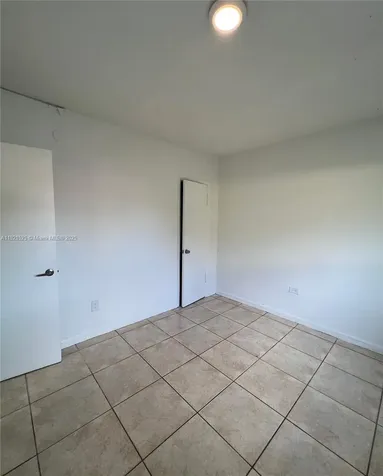 1286 NW 59th Street Miami FL 33142