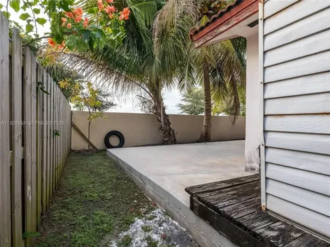 19030 NW 86th Court Hialeah FL 33015