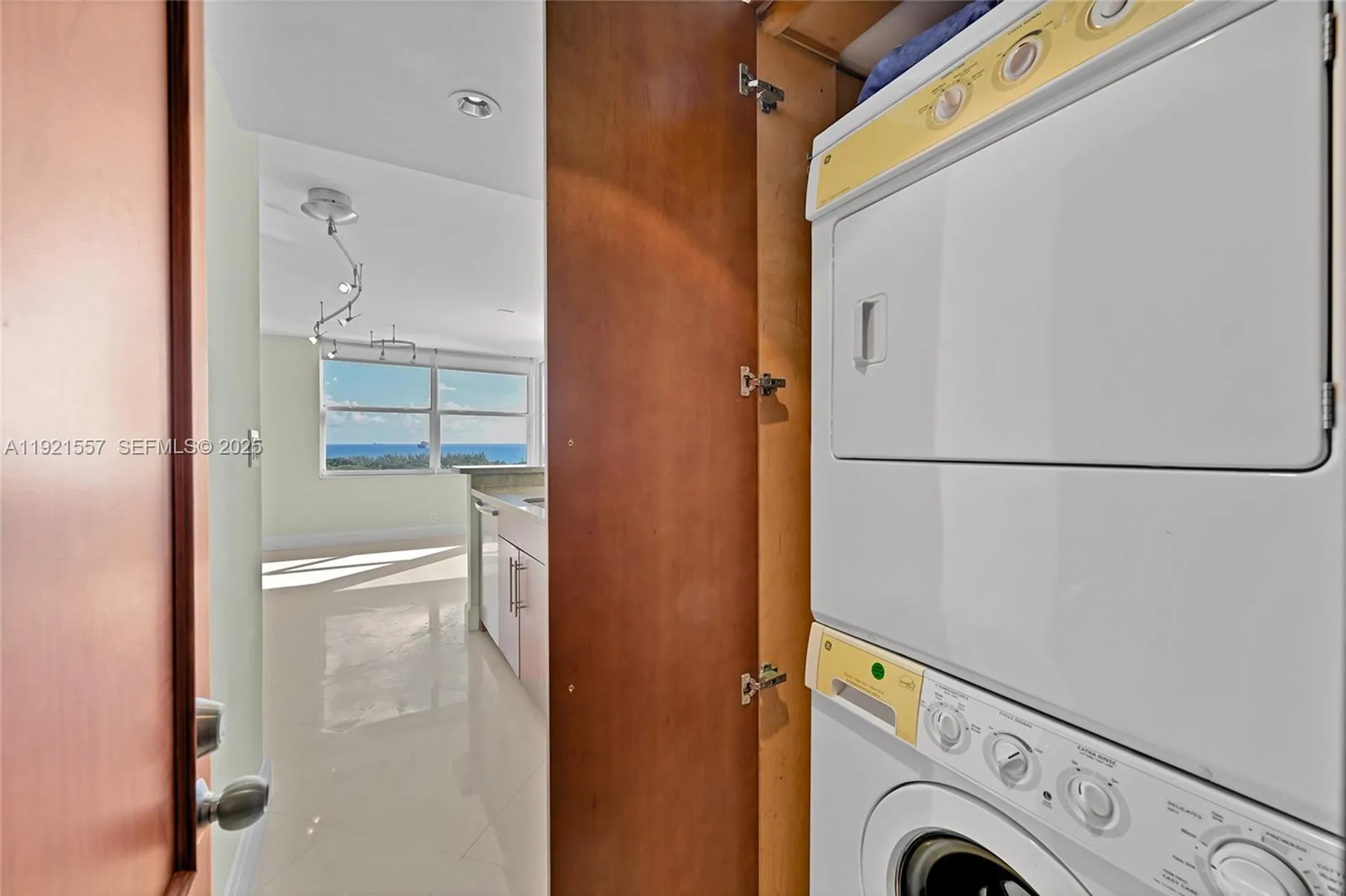936 Intracoastal Drive Fort Lauderdale FL 33304