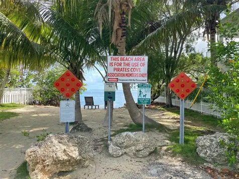 32 Pirates Drive Key Largo FL 33037