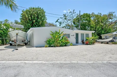32 Pirates Drive Key Largo FL 33037