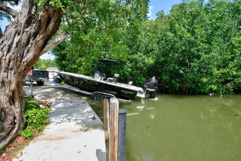32 Pirates Drive Key Largo FL 33037