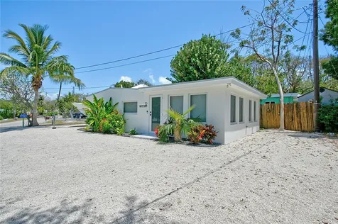 32 Pirates Drive Key Largo FL 33037