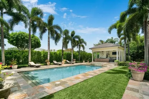8010 Ponce De Leon Road Miami FL 33143