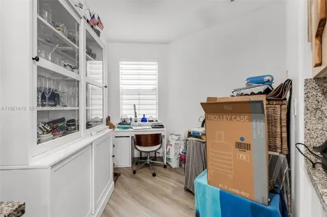 5610 NW 107th Avenue Doral FL 33178