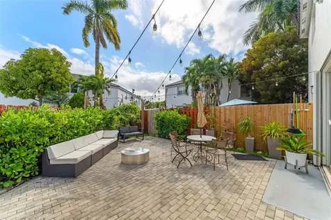 5610 NW 107th Avenue Doral FL 33178