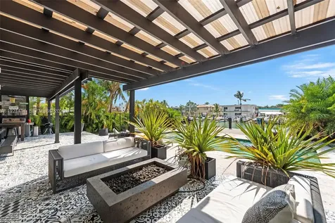 970 S Shore Drive Miami Beach FL 33141