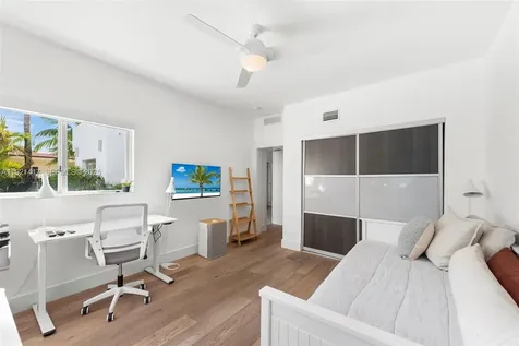 970 S Shore Drive Miami Beach FL 33141
