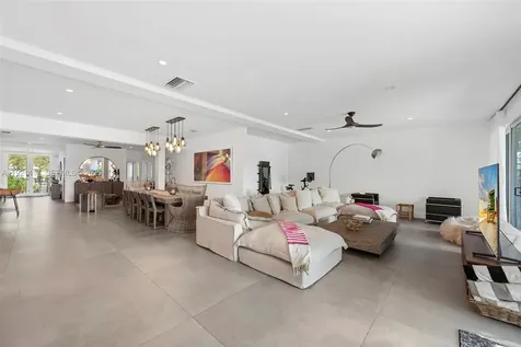 970 S Shore Drive Miami Beach FL 33141