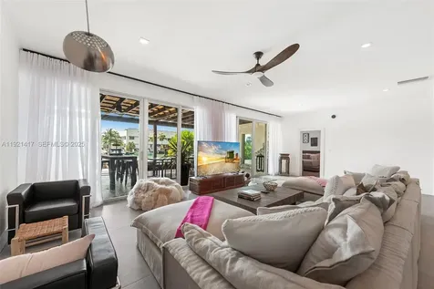 970 S Shore Drive Miami Beach FL 33141