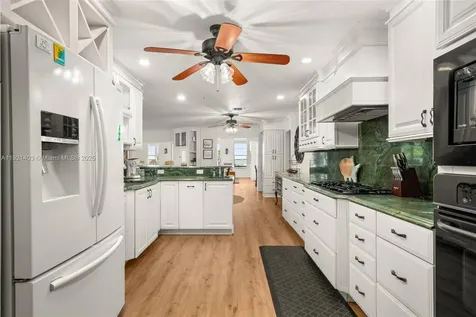 2551 Lakeview Drive Sebring FL 33870
