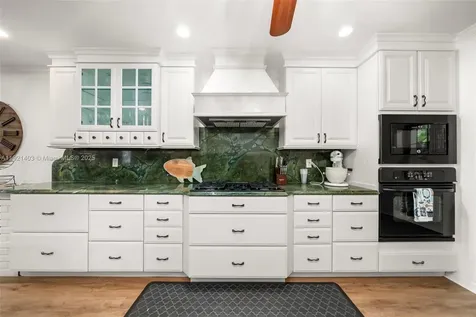 2551 Lakeview Drive Sebring FL 33870