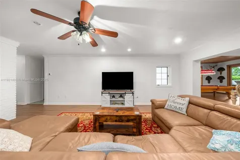 2551 Lakeview Drive Sebring FL 33870