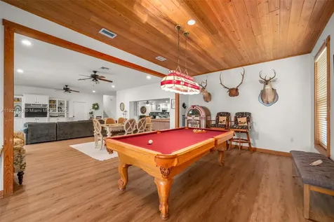 2551 Lakeview Drive Sebring FL 33870