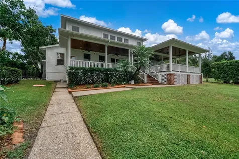 2551 Lakeview Drive Sebring FL 33870