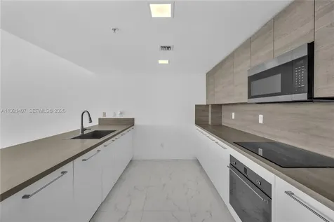 400 Sunny Isles Boulevard Sunny Isles Beach FL 33160