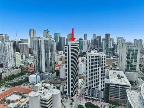 225 N Miami Avenue Miami FL 33128