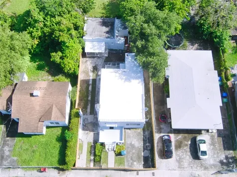 1845 NW 55th Street Miami FL 33142