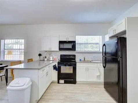 1845 NW 55th Street Miami FL 33142