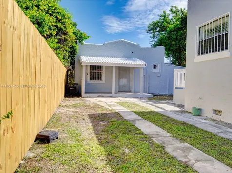 1845 NW 55th Street Miami FL 33142