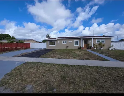3745 NW 171st Terrace Miami Gardens FL 33055