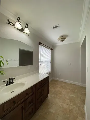 7880 SW 14th Terrace Miami FL 33144