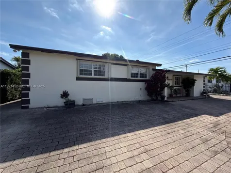 7880 SW 14th Terrace Miami FL 33144
