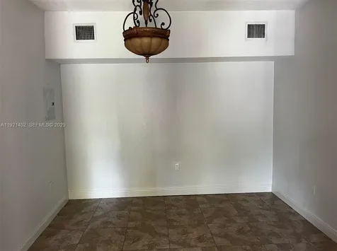 7880 SW 14th Terrace Miami FL 33144