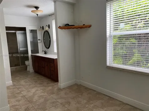 7880 SW 14th Terrace Miami FL 33144