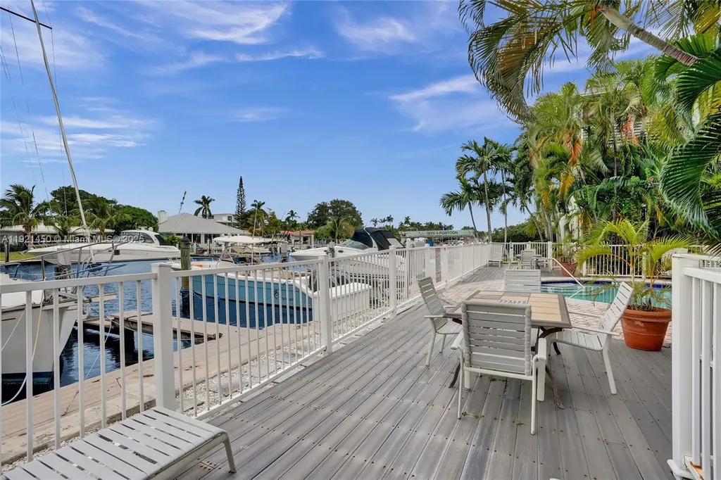 1535 SE 15th Street Fort Lauderdale FL 33316