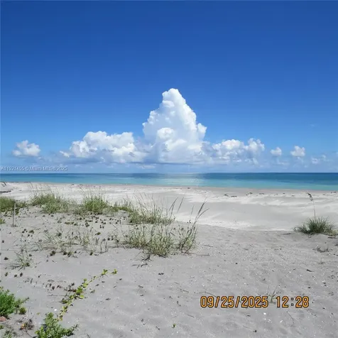 404 S Beach Road Jupiter Island FL 33455