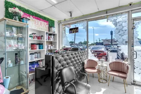 6761 W Flagler Street Miami FL 33144