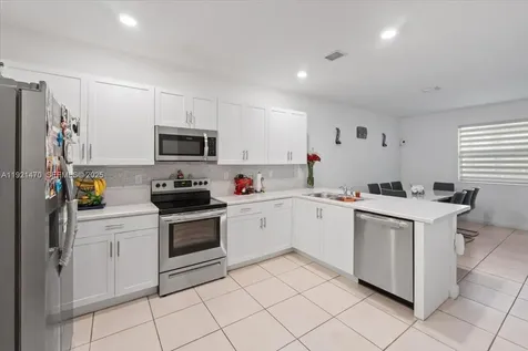 2641 SE 12th Street Homestead FL 33035