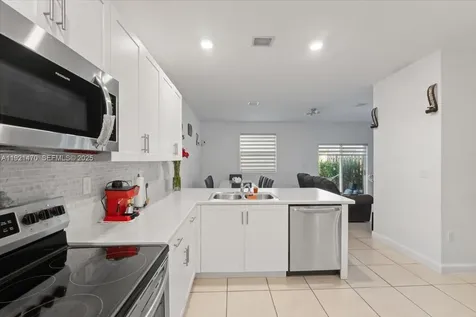 2641 SE 12th Street Homestead FL 33035
