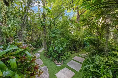 37 NE 44th Street Miami FL 33137