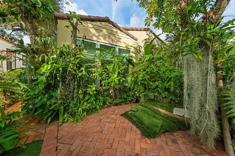 37 NE 44th Street Miami FL 33137