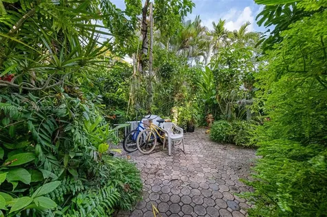 37 NE 44th Street Miami FL 33137