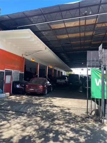2300 NW 17th Street Miami FL 33142