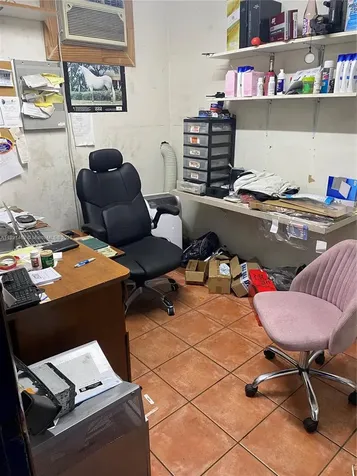 2300 NW 17th Street Miami FL 33142
