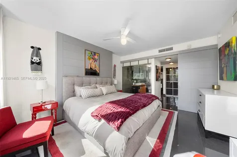 2155 Washington Court Miami Beach FL 33139