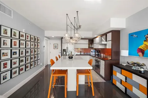 2155 Washington Court Miami Beach FL 33139