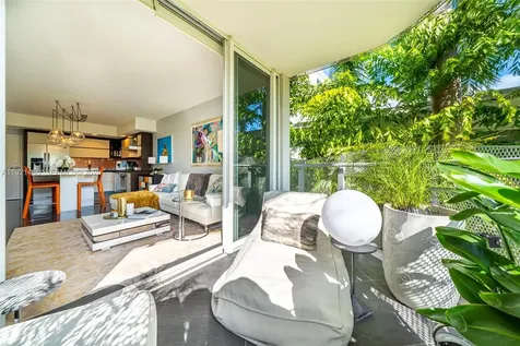 2155 Washington Court Miami Beach FL 33139
