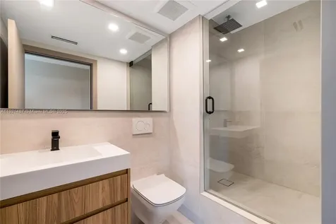 10155 Collins Avenue Bal Harbour FL 33154