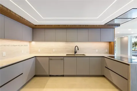 10155 Collins Avenue Bal Harbour FL 33154