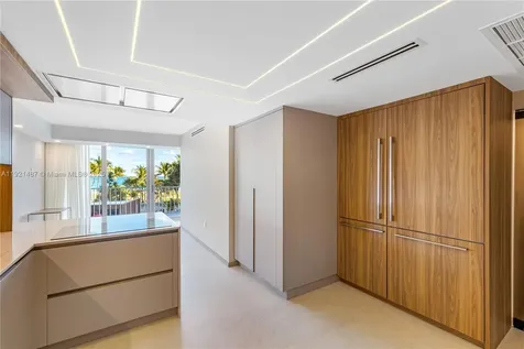 10155 Collins Avenue Bal Harbour FL 33154
