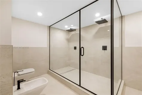 10155 Collins Avenue Bal Harbour FL 33154