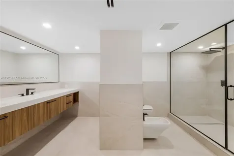 10155 Collins Avenue Bal Harbour FL 33154
