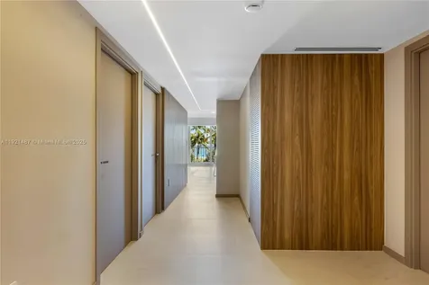 10155 Collins Avenue Bal Harbour FL 33154