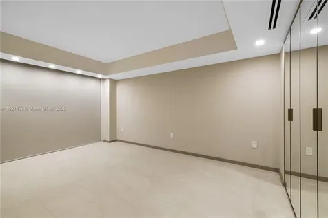 10155 Collins Avenue Bal Harbour FL 33154