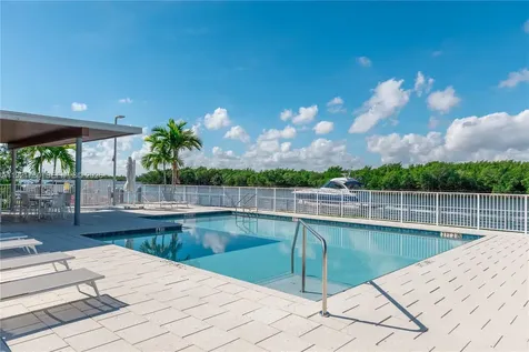 6100 N Ocean Drive Hollywood FL 33019
